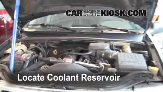 2003 Jeep Grand Cherokee Laredo 4.0L 6 Cyl. Antigel (Liquide de Refroidissement) Réparer les Fuites